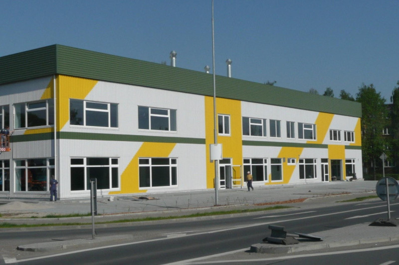 8795 DŘEVO TRUST TĚŠÍN