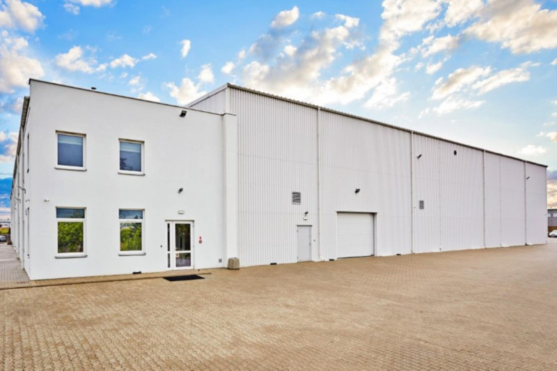 References LLENTAB steel buildings
