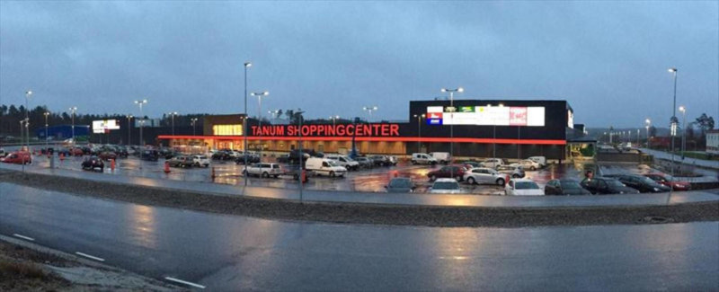 SE1441 Tanum Shopping Center