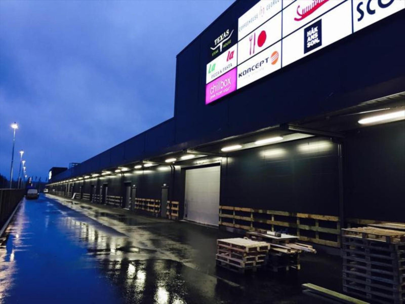 SE1441 Tanum Shopping Center